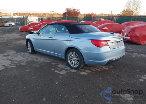 2013 Chrysler 200 Limited from USA, damaged, VIN 1C3BCBFG4DN768481